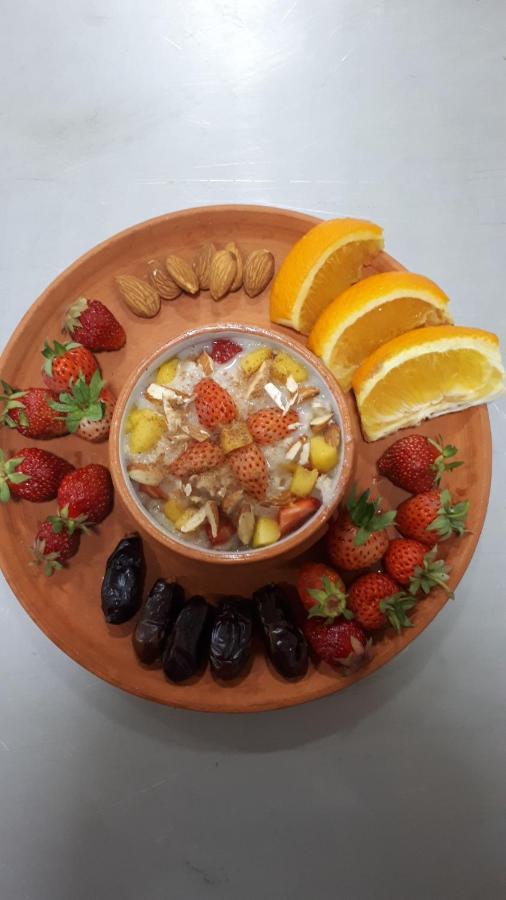 Sisian Hotel Basen מראה חיצוני תמונה